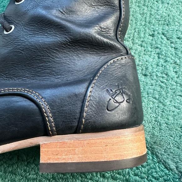 Fluevog EXCELLENT BBC Radio black lace-up boot w/ blue details - 8 (narrow) - Picture 12 of 16